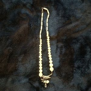 Vintage costume necklace.